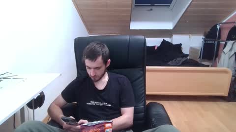 Vlad online show from 10.28.25