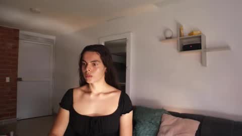 Anastasia Vahos online show from 10.15.25