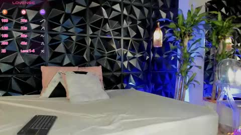 _valentina_69 online show from 01.11.25