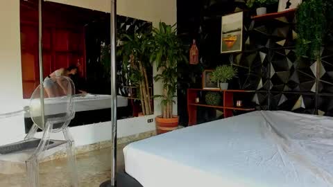 _valentina_69 online show from 10.15.25