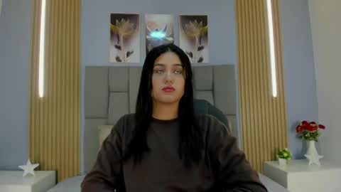 Snapshot of _valerycooper chatting on 05.26.26 _valerycooper online show from 05.26.26