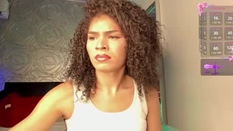 Snapshot of _vennuss_ chatting on 11.30.25 Venus online show from 11.30.25