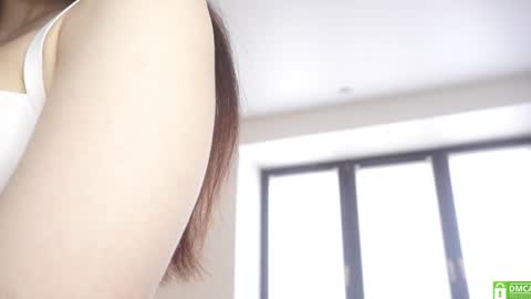 Snapshot of _vi_vi_ chatting on 01.17.25 Viola online show from 01.17.25