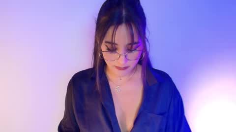 Victoria Fox online show from 12.22.25