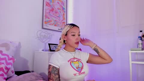   online show from 03.03.25