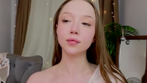 Violet online show from 01.13.25