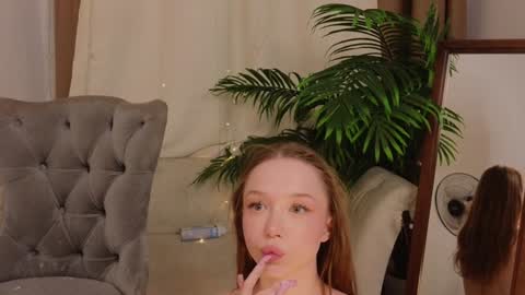 Violet online show from 01.19.25