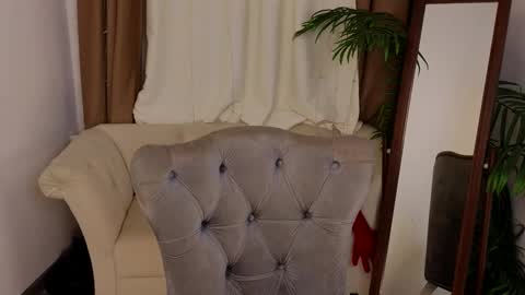 Violet online show from 02.12.25