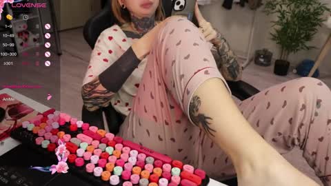 Alis online show from 12.17.25