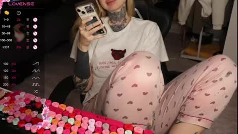 Alis online show from 04.21.26