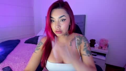 INSTAGRAM pinzon viviana online show from 11.12.25