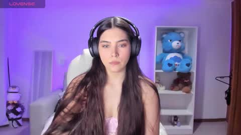 Fernanda  online show from 11.25.25