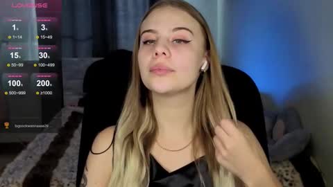 Snapshot of _wednesday_addams_ chatting on 09.25.25 Vera online show from 09.25.25