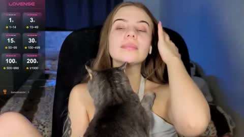 Snapshot of _wednesday_addams_ chatting on 10.14.25 Vera online show from 10.14.25