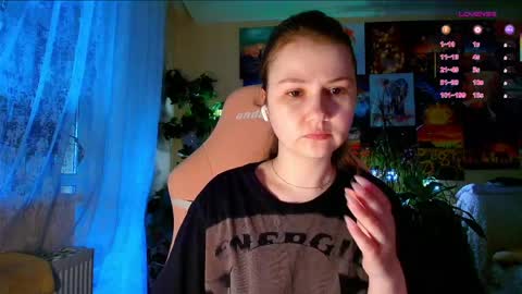 Snapshot of _witch__ chatting on 06.02.26 Enni online show from 06.02.26