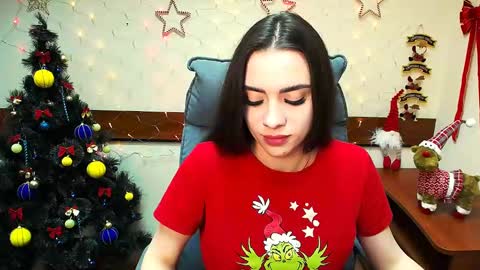 Snapshot of _your_fantasy_girl chatting on 12.08.24 Alisa online show from 12.08.24