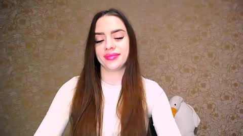 Snapshot of _your_fantasy_girl chatting on 02.15.25 Alisa online show from 02.15.25