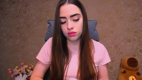 Snapshot of _your_fantasy_girl chatting on 10.20.25 Alisa online show from 10.20.25