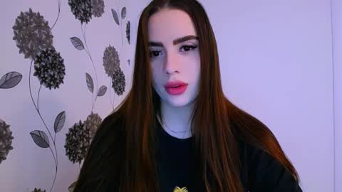 Snapshot of _your_fantasy_girl chatting on 11.29.25 Alisa online show from 11.29.25