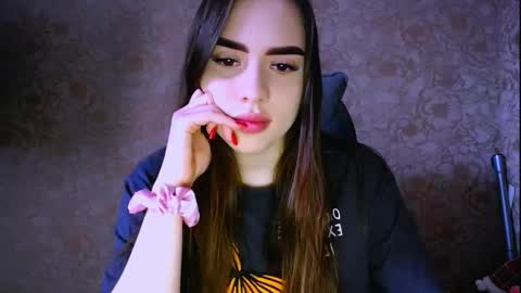 Snapshot of _your_fantasy_girl chatting on 02.14.26 Alisa online show from 02.14.26