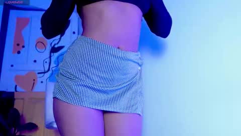 Snapshot of _your_little_nut chatting on 09.09.25 Macca and Ana online show from 09.09.25