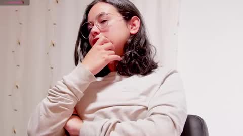 Snapshot of _your_little_nut chatting on 10.31.25 Macca and Ana online show from 10.31.25