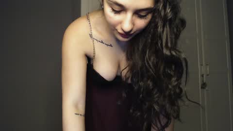 Niki online show from 12.24.24