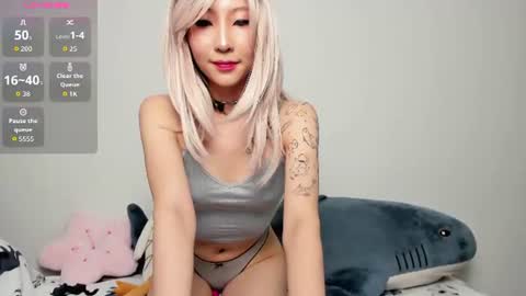Mia online show from 06.13.26