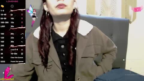 Yuyi online show from 09.20.25