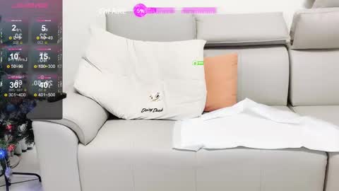 _zizi_ online show from 12.25.24