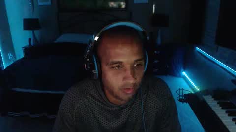 a4orce online show from 11.12.25