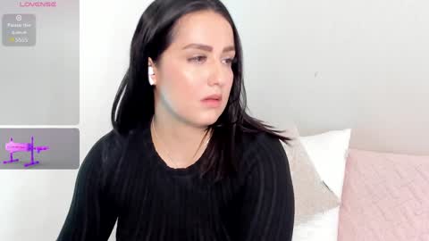 Alexandra  online show from 01.31.25