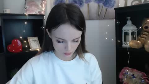 Snapshot of a_ariella_ chatting on 09.24.25 a_ariella_ online show from 09.24.25