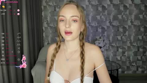 Adelina online show from 02.04.25