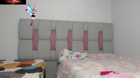 Snapshot of a_g_b chatting on 09.13.25 a_g_b online show from 09.13.25