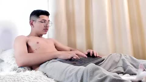 alejo online show from 02.10.25