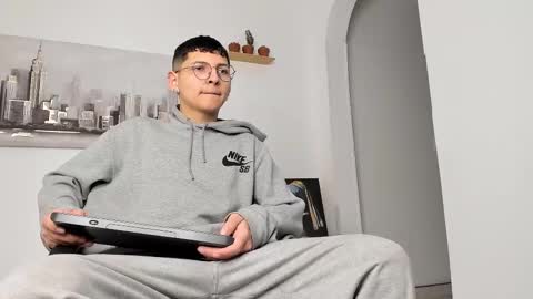 alejo online show from 03.06.25