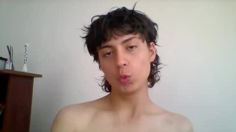 Snapshot of a_littlee_bear chatting on 12.02.24 a littlee bear online show from 12.02.24