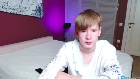 Kris Michael online show from 09.16.25