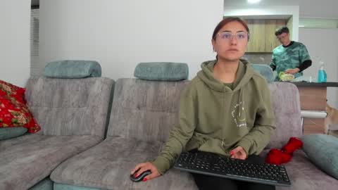 Snapshot of a_sexy_couple__ chatting on 12.09.24 A Sexy Couple online show from 12.09.24