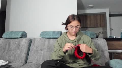 Snapshot of a_sexy_couple__ chatting on 12.09.24 A Sexy Couple online show from 12.09.24