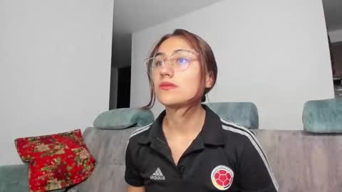 Snapshot of a_sexy_couple__ chatting on 01.10.25 A Sexy Couple online show from 01.10.25