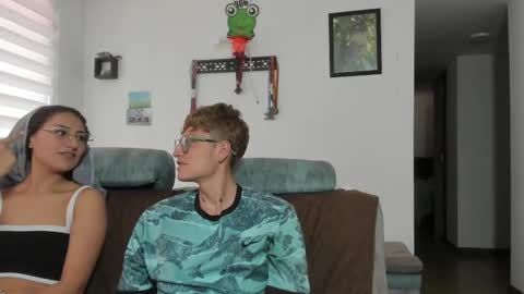 Snapshot of a_sexy_couple__ chatting on 09.19.25 A Sexy Couple online show from 09.19.25