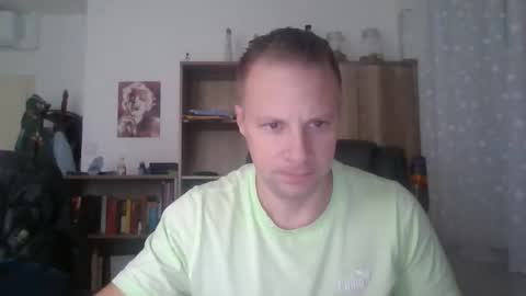 Snapshot of aaaandzzz chatting on 12.19.25 Long distance cumshot online show from 12.19.25