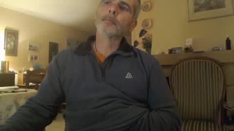 Snapshot of aalex1717 chatting on 01.11.25 Aalex1717 online show from 01.11.25