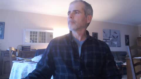 Snapshot of aalex1717 chatting on 01.12.25 Aalex1717 online show from 01.12.25