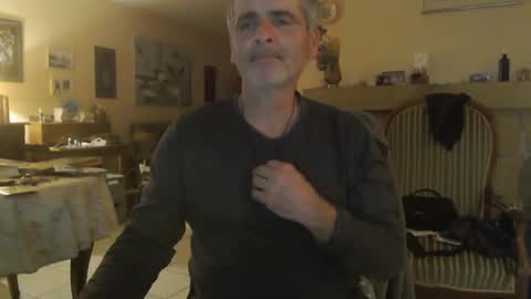 Snapshot of aalex1717 chatting on 01.17.25 Aalex1717 online show from 01.17.25