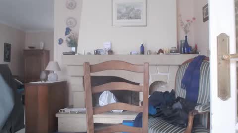 Snapshot of aalex1717 chatting on 01.28.25 Aalex1717 online show from 01.28.25