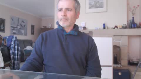 Snapshot of aalex1717 chatting on 02.18.25 Aalex1717 online show from 02.18.25