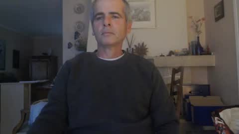 Snapshot of aalex1717 chatting on 09.22.25 Aalex1717 online show from 09.22.25